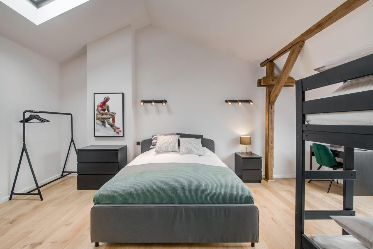 Big Design Apt - Sleeps 12 - Best Location リガ エクステリア 写真