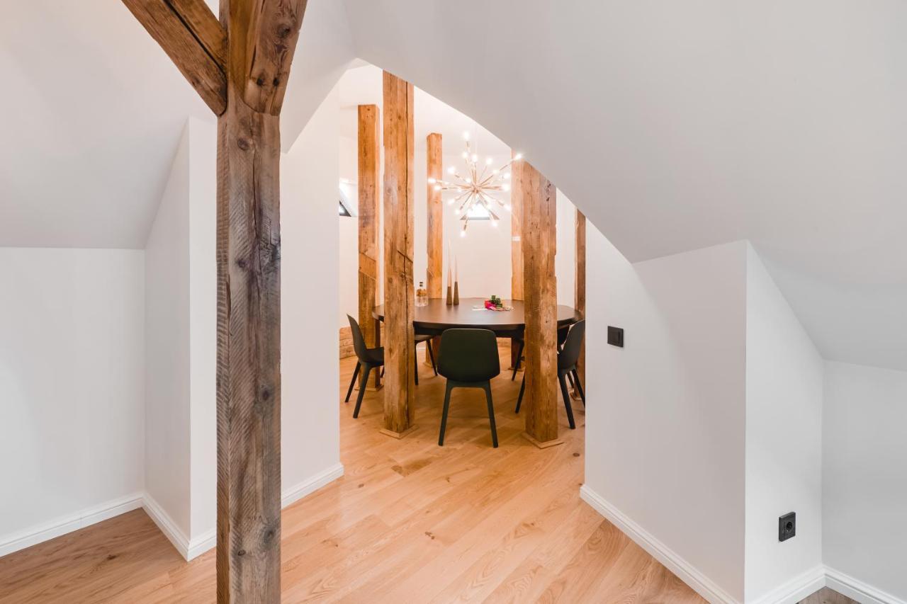 Big Design Apt - Sleeps 12 - Best Location リガ エクステリア 写真