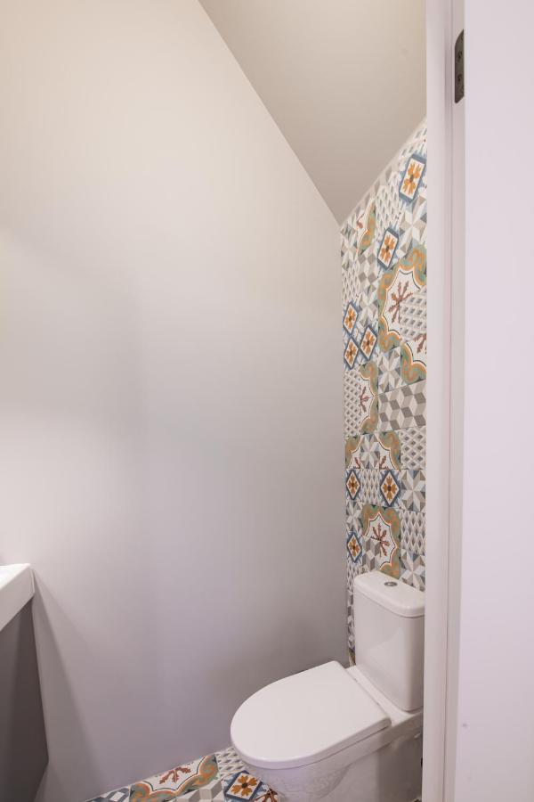 Big Design Apt - Sleeps 12 - Best Location リガ エクステリア 写真